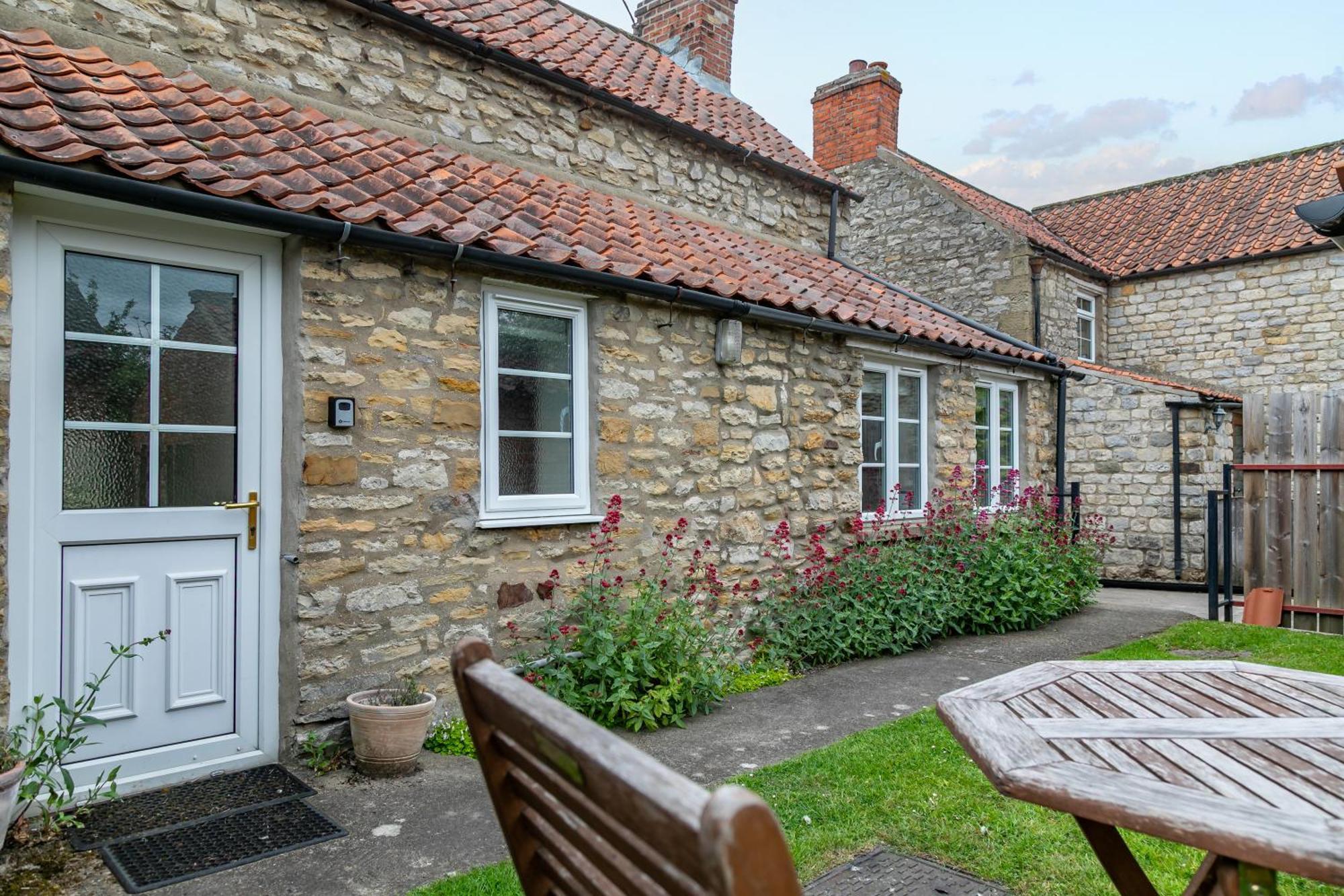 Pretty Yorkshire Stone Cottage Harome מראה חיצוני תמונה